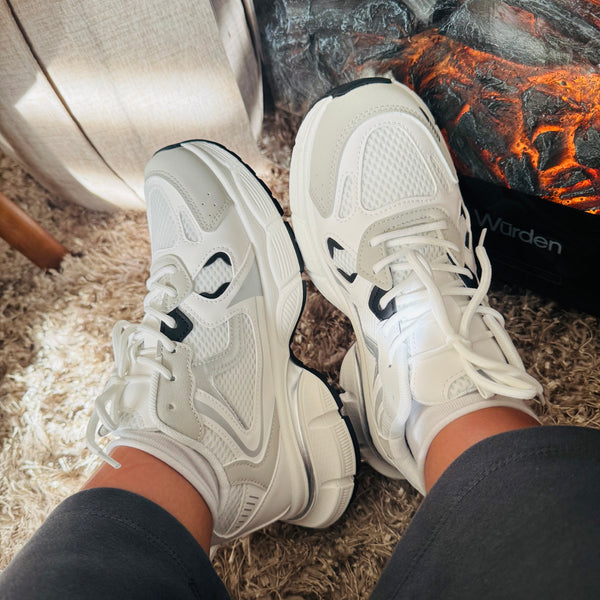 Zapatillas blancas estilo New balance