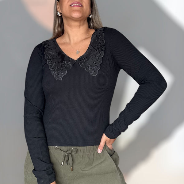 Polera crop Alana negra