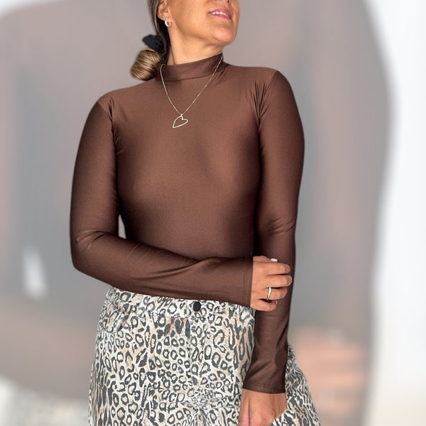 Body Luciana hombro liso chocolate