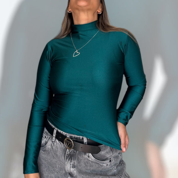 Polera Lu verde hombros lisos