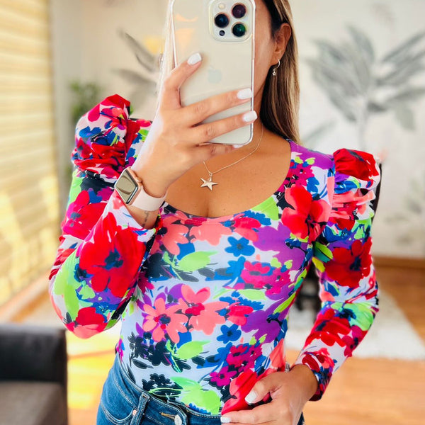 Body Vania Flores