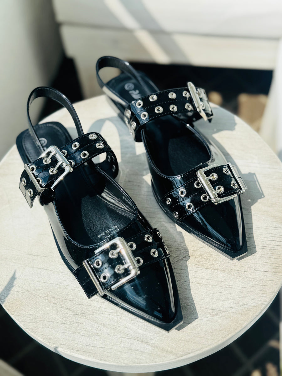 Zapato Abigail negro charol