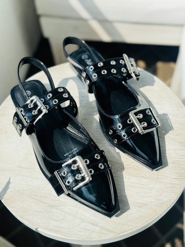 Zapato Abigail negro charol