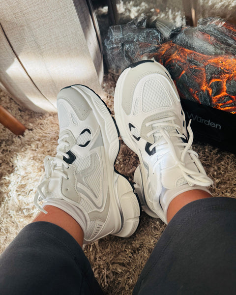 Zapatillas blancas estilo New balance