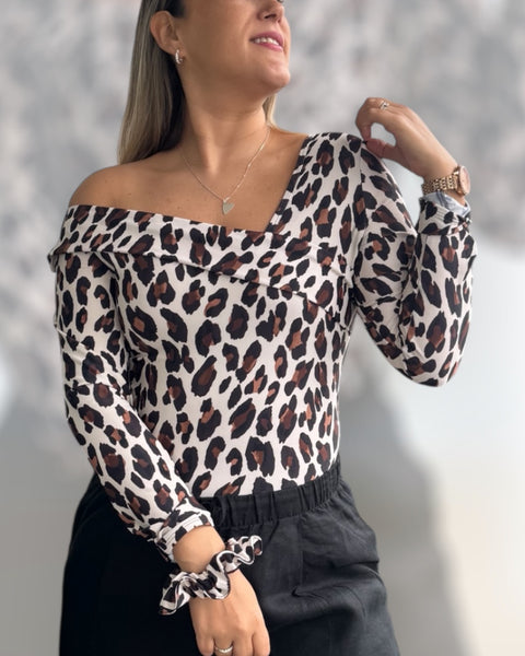 Polera Nápoles animal print