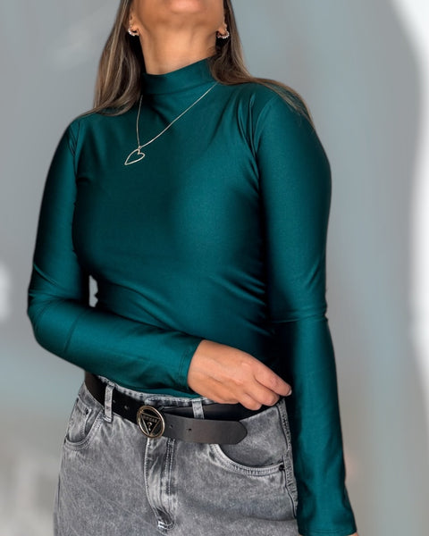 Polera Lu verde hombros lisos