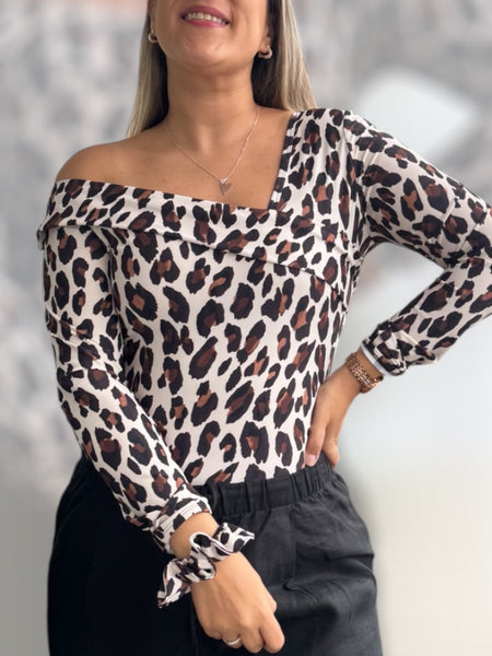 Polera Nápoles animal print