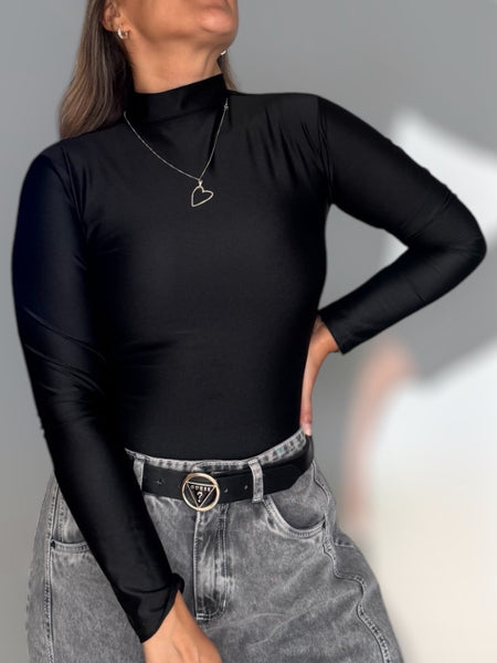 Polera Lu negra hombros lisos