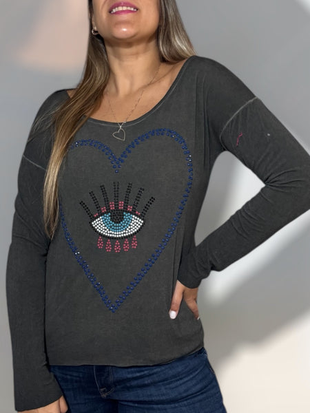 Polera ojo rojo