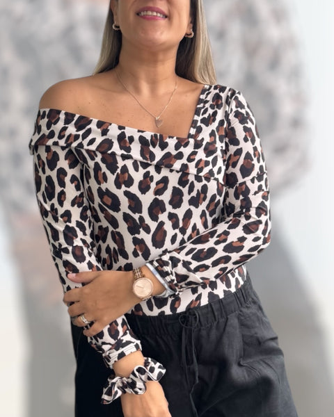 Polera Nápoles animal print