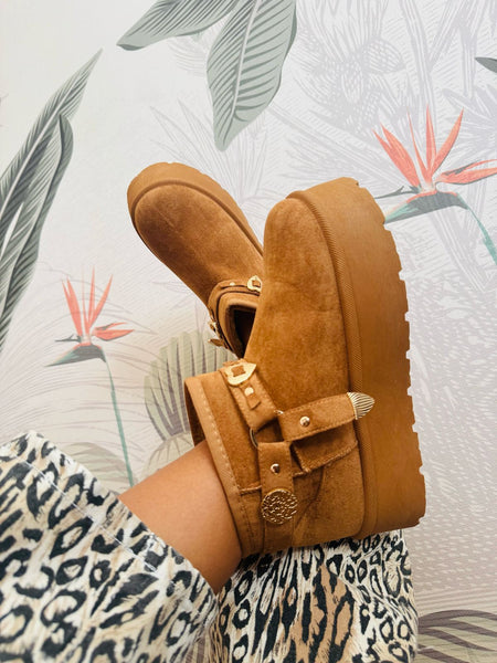 Zapatos Alelí estilo ugg camel